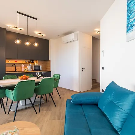 Apartment Dogic *